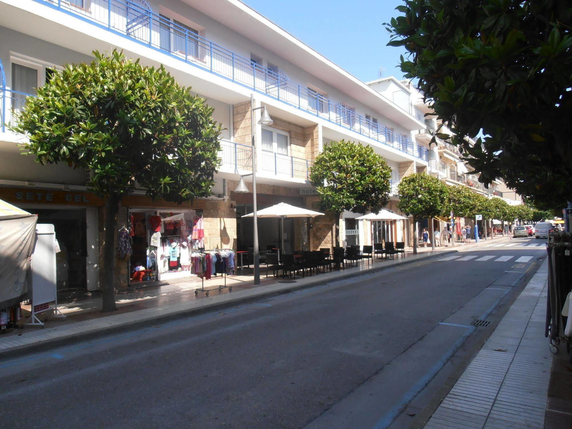 Hotel Marblau Tossa Tossa de Mar Exterior foto